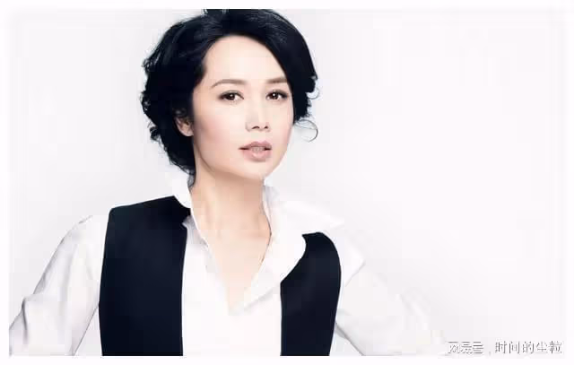 又來了,蔣雯麗新劇被網友差評,母女相差僅8歲