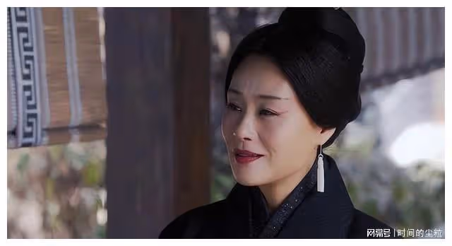 又來了,蔣雯麗新劇被網友差評,母女相差僅8歲