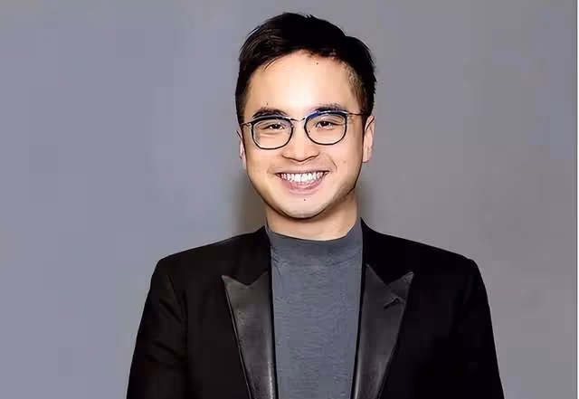 香港豪門兩大精英:霍啟剛走仕途初見鋒芒,鄭志剛在商界叱吒風雲