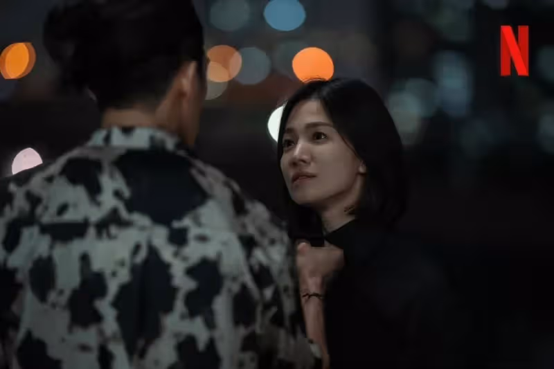 《黑暗榮耀》第二季超前瞻,深度盤點第一季留下的「8大待解謎團」!