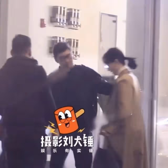 陳數生日獲老公夾菜被摟著許願,力破婚變傳聞,網傳第三者也在場