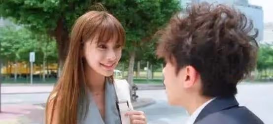十年前《矮仔多情》才是楊穎的顏值巔峰！混血感十足，美到犯規