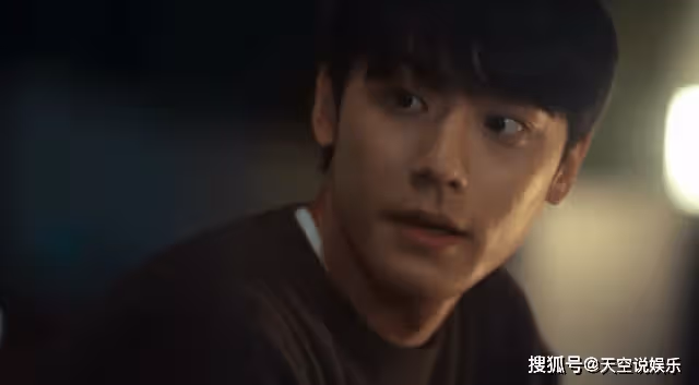 《黑暗榮耀2》文東恩人生中的3道光，成全了她對現實唯一的幻想