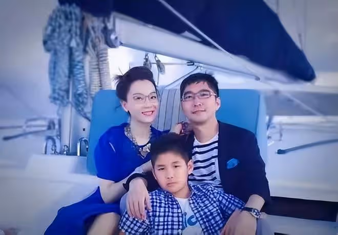 陳數夫婦出軌風波後同框,老公貼心照顧,網傳小三現身聚會引爭議