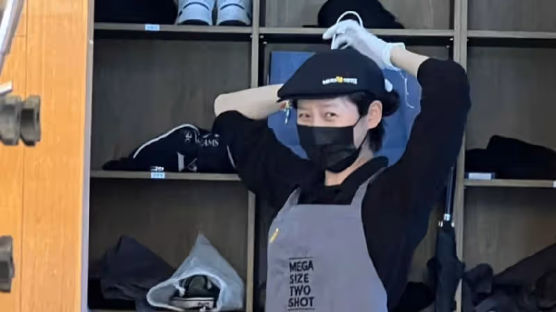 金賽綸曬打工照，想證明自己生活艱辛，卻被韓網友吐槽：衛生太差