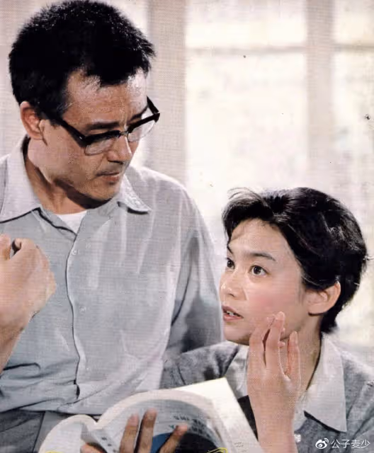 梁天母親諶容:一個月內連續喪夫喪子,女婿英達的做法卻讓她心寒