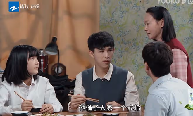 《超越班》收官,同樣是影后,葉童教科書級演技,惠英紅用力過猛