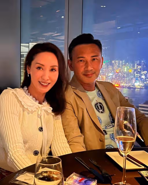 林文龍夫婦結婚19周年,吃燭光晚餐太浪漫,豪門岳母送出名貴禮物