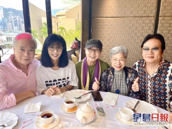 身材日漸消瘦粉絲憂心健康！73歲TVB老戲骨精神奕奕為愛犬切蛋糕慶生