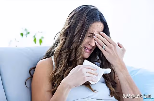 婆婆在家養老三年，每次盛米飯都從中間挖起，以前不懂，如今憎惡