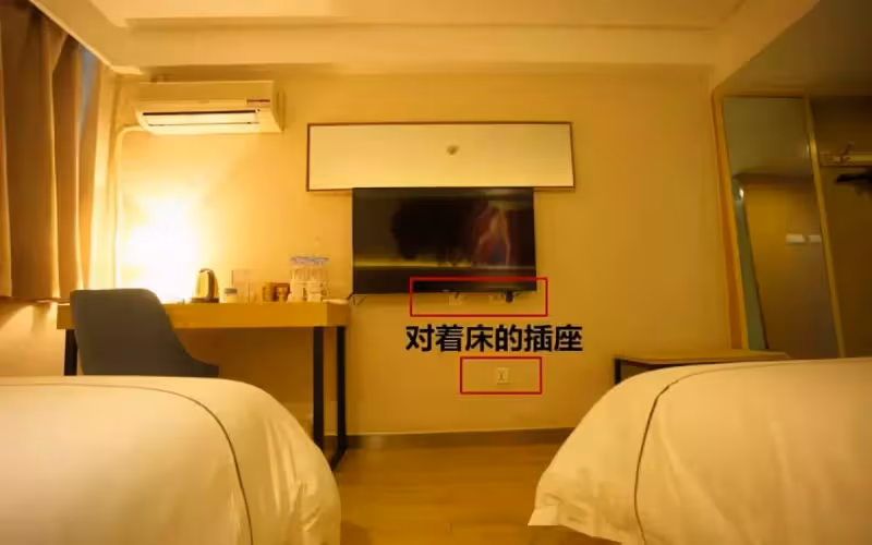 遊客入住飯店時!為什麼要先「拔掉電視機插頭」? 很多人傻傻不知情:快學起來!