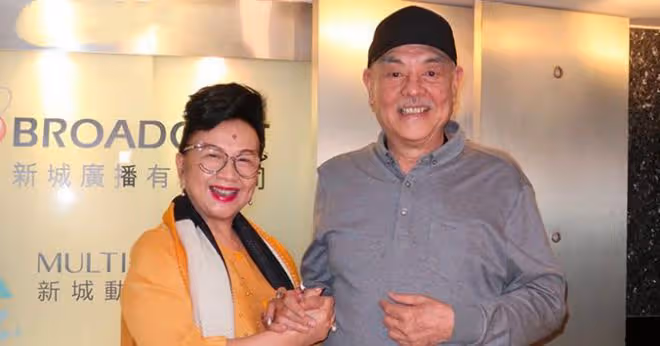 73歲TVB老戲骨顏國梁近照曝光,因患癌瘦成皮包骨,撐病軀賺外快