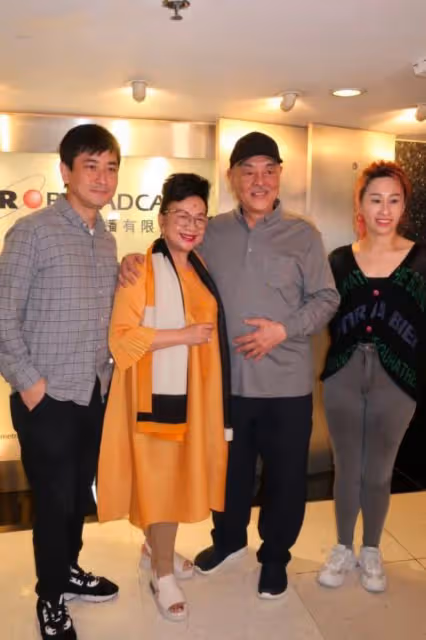 73歲TVB老戲骨顏國梁近照曝光,因患癌瘦成皮包骨,撐病軀賺外快