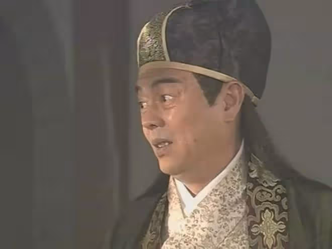 73歲TVB老戲骨顏國梁近照曝光，因患癌瘦成皮包骨，撐病軀賺外快