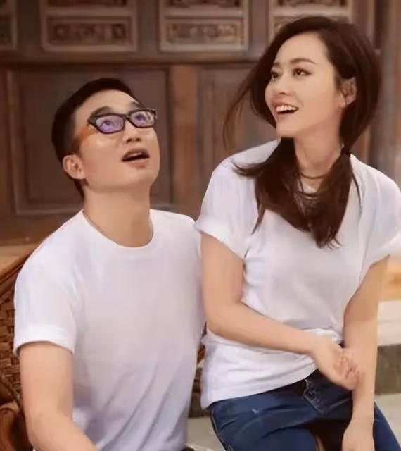 張靚穎宣傳新冠引眾怒,如此低情商難怪跟母決裂被馮軻渣了又渣最後又被退貨