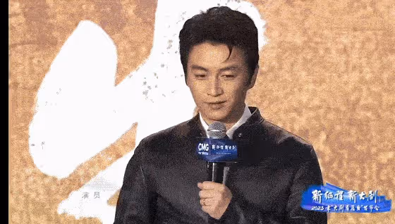 陳曉與陳妍希現身秀恩愛眼神拉絲,大讚老婆演技是殿堂級別是自己的榜樣