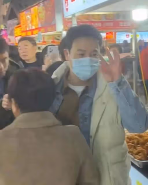 成名前無人在意，成名後被窺探騷擾，頻上熱搜的張頌文正在被毀掉