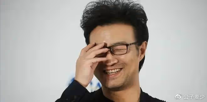 曾是春晚寵兒，如今演出費十幾元起步，旭日陽剛是如何自毀前程的