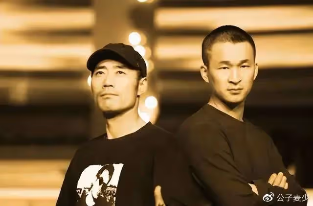 曾是春晚寵兒,如今演出費十幾元起步,旭日陽剛是如何自毀前程的