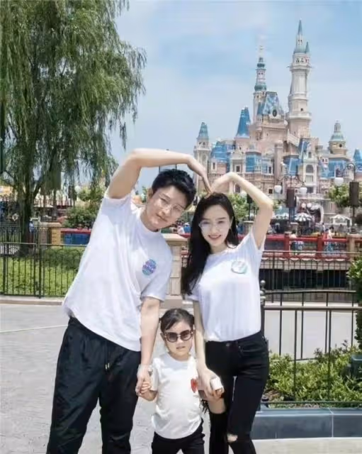 李小璐怒懟網友又秒刪，跳舞離不開嘻哈風格，疑忘不掉PGone