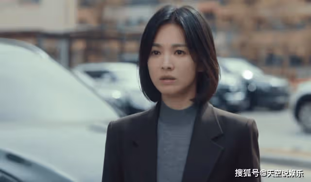 《黑暗榮耀2》兩次為錢出賣女兒，原生家庭才是傷東恩最狠的一把刀