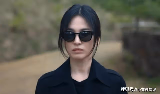 《黑暗榮耀2》復仇劇變喜劇？大嬸對妍珍的備註，承包了所有的笑點