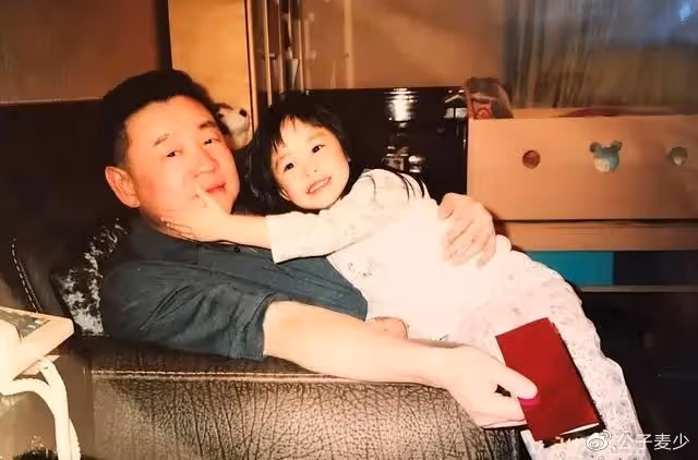 劉鑾雄與呂麗君關係破冰!曾透露財產有她一份,20歲劉秀盈重獲父愛
