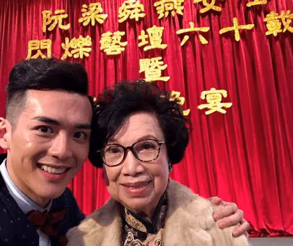 TVB「星三代」獲點名稱讚好演員！奶奶和爸爸都是知名藝人！卻選擇由低做起！