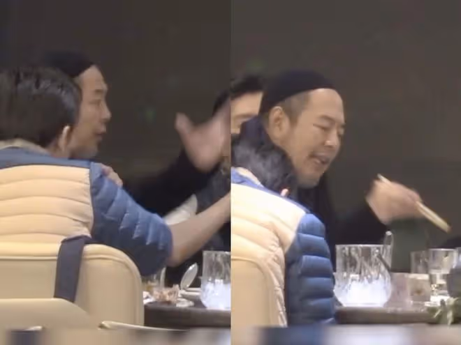 65歲張鐵林仍未退休,聚餐吞雲吐霧精神矍鑠,演話劇被女粉求籤名