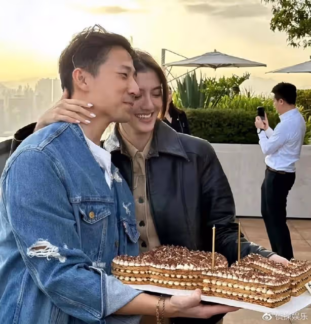吳千語曬西裝熱褲另類穿搭引熱議,網友吐槽不倫不類像底褲外穿