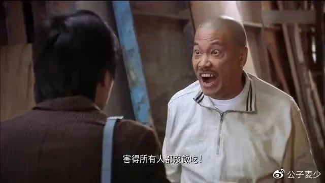 萬梓良與鍾鎮濤同框!前者被指蹭熱度,昔日影壇大哥落魄到去商演