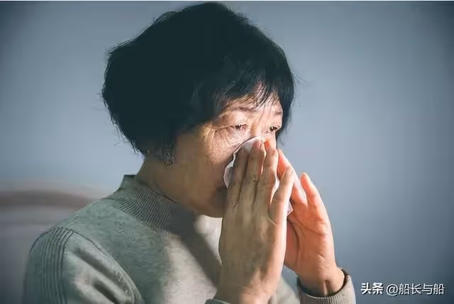 「母親來養老後，我越來越討厭她」48歲大姐哭訴經歷，句句扎心