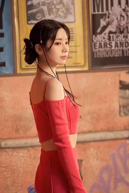 JYP用《SET ME FREE》闖美,TWICE似乎續約錯了