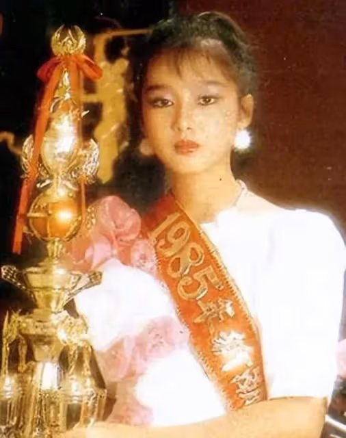 「天王女」劉向蕙:出生身價就上億,被爸爸劉德華寵成掌上明珠