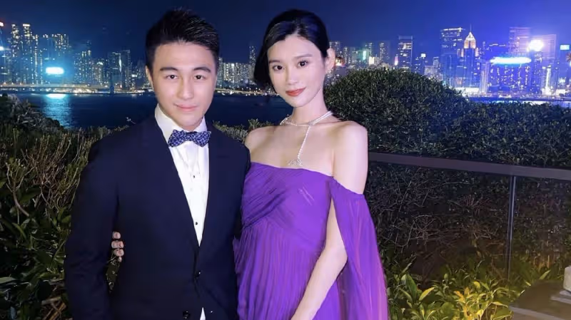 奚夢瑤曬與何猷君參加婚禮，二人摟腰甜蜜放閃，女方小腹微隆引猜測