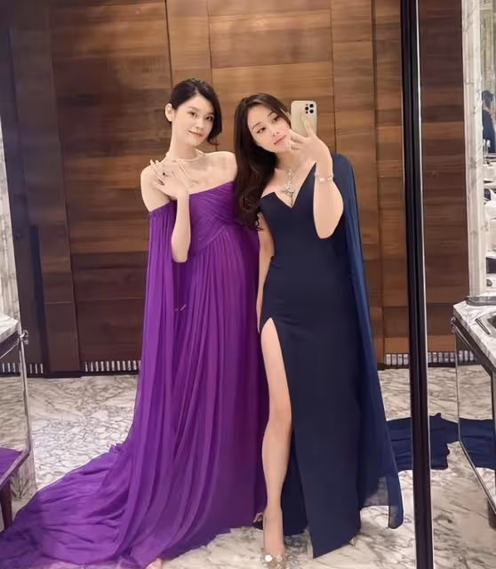 奚夢瑤帶何超欣林恬兒參加婚禮,小腹微凸被問是不是懷第三胎
