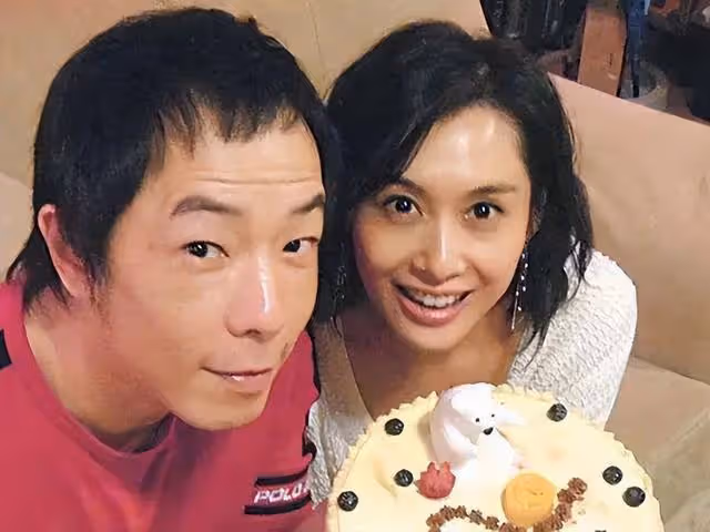 香港童年女神消失一年，近況被網友曝光，曾自曝初戀只維持一天