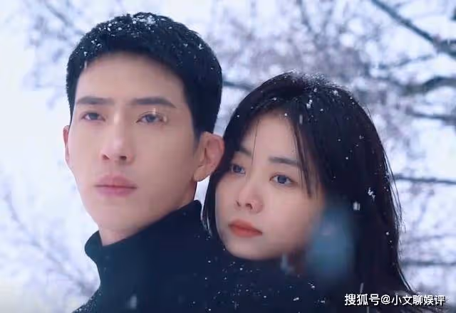 《歸路》路晨和歸曉相逢，拒絕父母給安排的婚約，兩人登記結婚