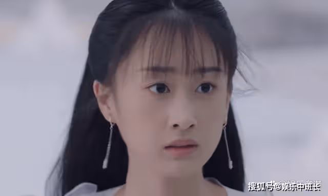 《星落凝成糖》結局：夜曇吸食厲王濁氣修為大增，攻上天界廢了天帝，清衡繼位