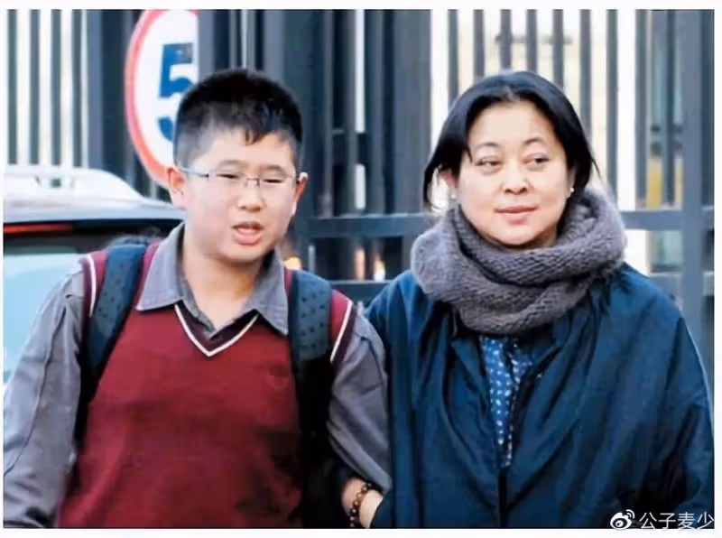 倪萍的悲情人生:如果有來生,既不要爹娘也不要孩子,更不要家庭