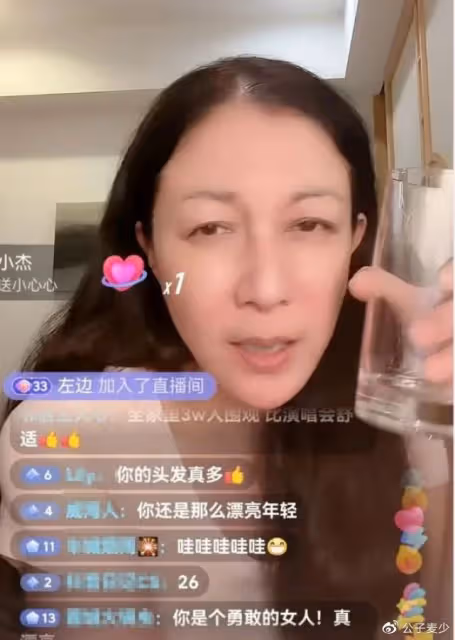 50歲吳綺莉進廠打工!內心強大不在意惡評,女兒國外撿垃圾太心酸