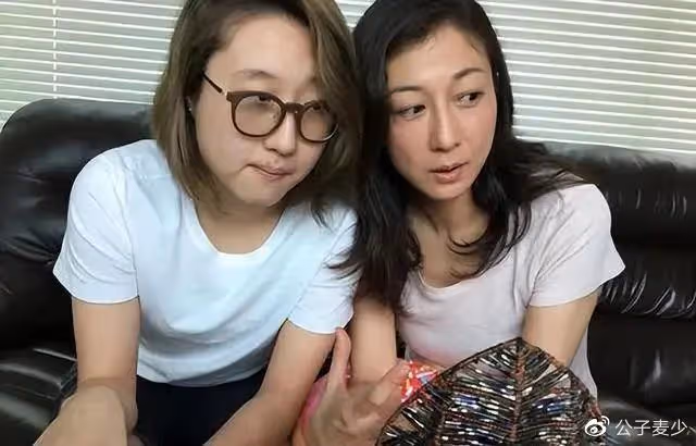 50歲吳綺莉進廠打工!內心強大不在意惡評,女兒國外撿垃圾太心酸
