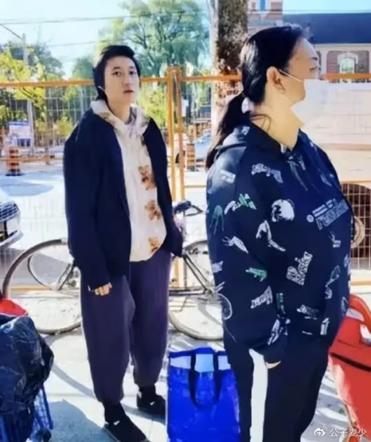 50歲吳綺莉進廠打工!內心強大不在意惡評,女兒國外撿垃圾太心酸