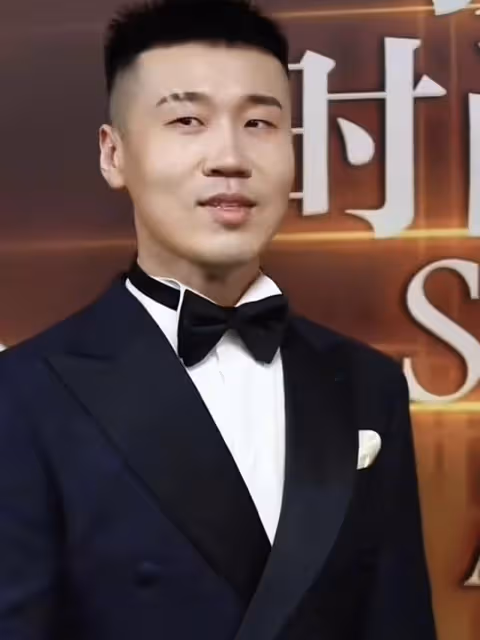 德雲社楊九郎發文,為新電影做宣傳,德雲社演員真是悶頭干大事