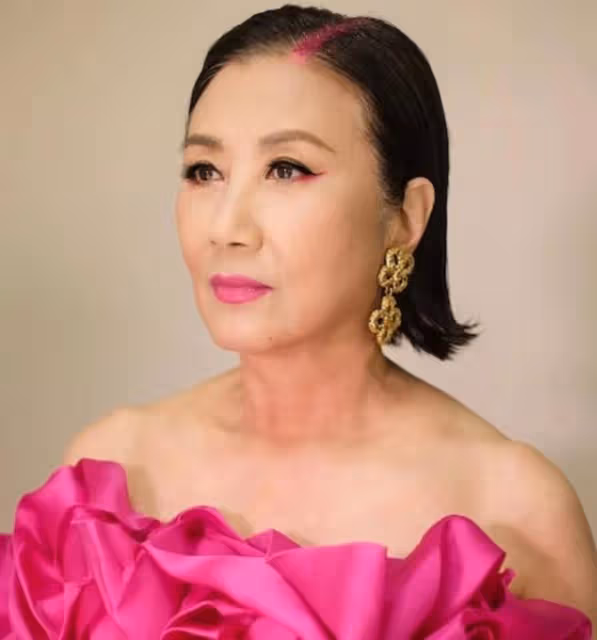 誇張!TVB大姐大在豪宅天台曬名牌包,收藏甚多價值被曝近五千萬