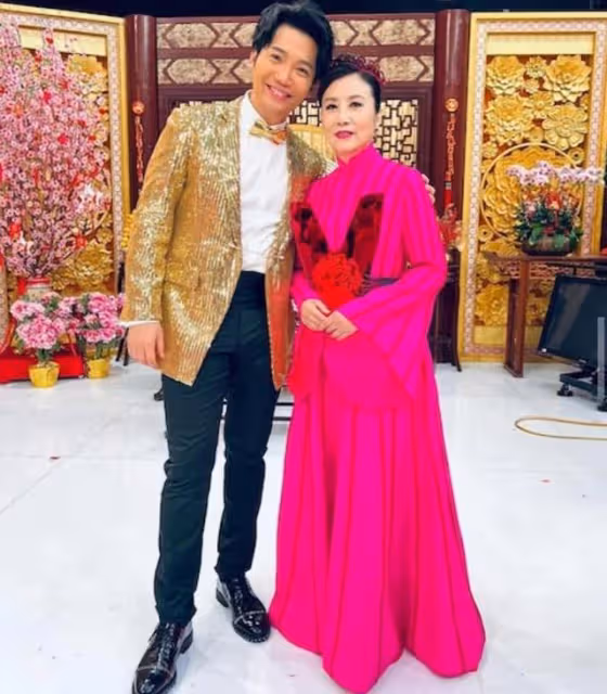 誇張!TVB大姐大在豪宅天台曬名牌包,收藏甚多價值被曝近五千萬
