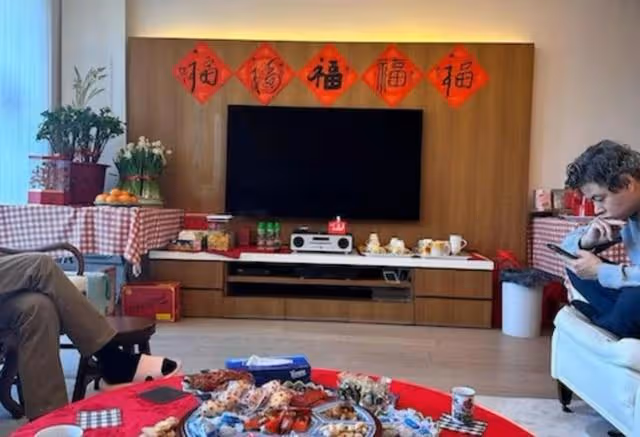 誇張!TVB大姐大在豪宅天台曬名牌包,收藏甚多價值被曝近五千萬