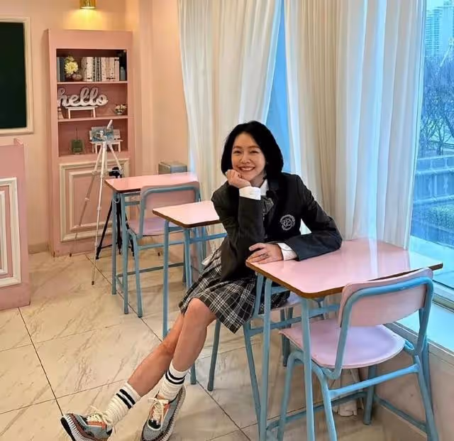 小S化身「韓國代言人」,親自為韓服做宣傳,還盛讚部隊火鍋好吃