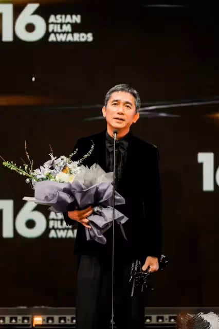 亞洲電影節萬象:主持人沒禮貌張譯被冷落,梁朝偉撲街電影反獲獎
