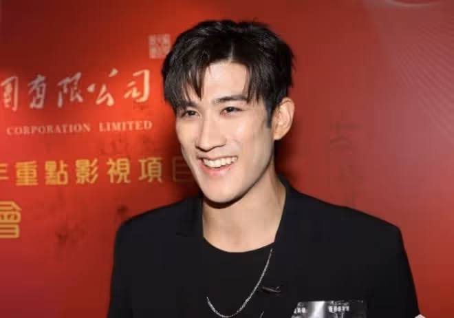 李治廷否認換女友,自曝數月前已結婚,老婆中外混血比自己小5歲